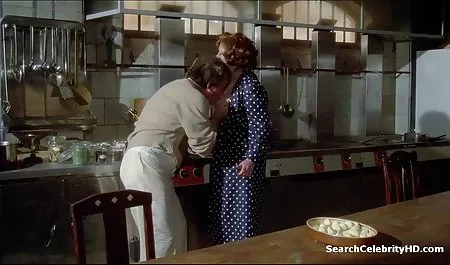 3 erotik sevisme sahne sözlü alay euro babe
