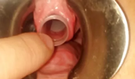 Kamikaze Asyalı kız muff oyuncak onu beceriyor erotik sevisme sahneleri