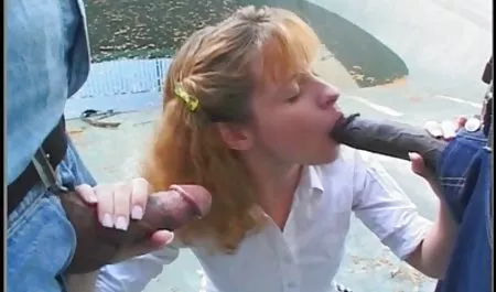 Asyalı kız vibratör büyük göğüsleri erotik sahneler sevişme ekler