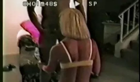Güzel genç Marina erotik türk filmi sahneleri kıçını dövülerek alır
