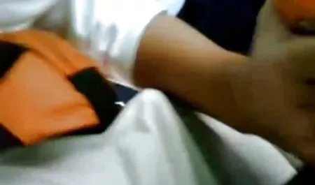 Kalın en erotik sevişme sahneleri bacaklar kamu