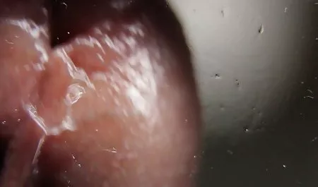 Karısı yeni iç çamaşırı gösterir ve vidivodo erotik sevişme bi-bi-si alır