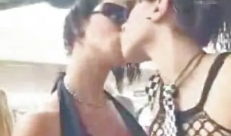 Bağımlılık erotik Chrissy Fox ve erotik türk film sahneleri Daphne Clyde