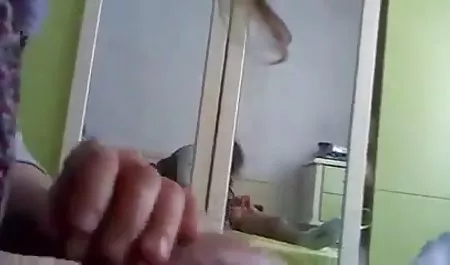 Kedi çelik horoz ile erotik sevişme sahneleri izle sıcak mistress Fucks sonra Oyuncaklar anal köle